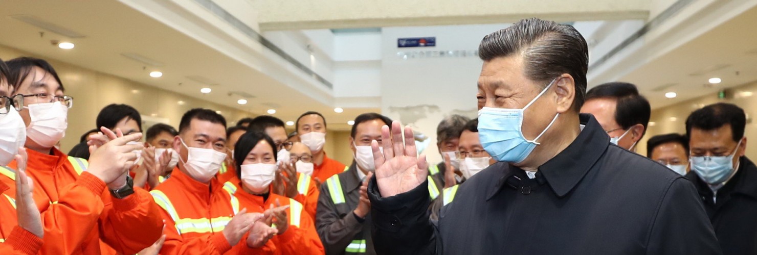 Xi Jinping visits workerst in Wuhan