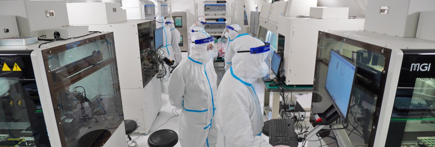 Staff members install and debug equipment at the Huo-Yan laboratory in Yantai, East China's Shandong Province