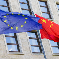 Flags of the European Union and China