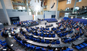 Plenarsaal des Deutschen Bundestags in Berlin