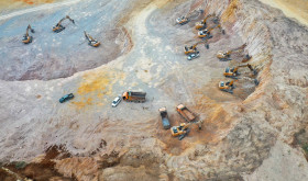 erial photo taken on Sept 25, 2022 shows workers working at the construction site of a lithium battery anode material project in Tongren, Guizhou province, China.